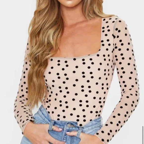 PrettyLittleThing Stone Polka Dot Mesh Square
Neck Long Sleeve Bodysuit - Picture 3 of 4